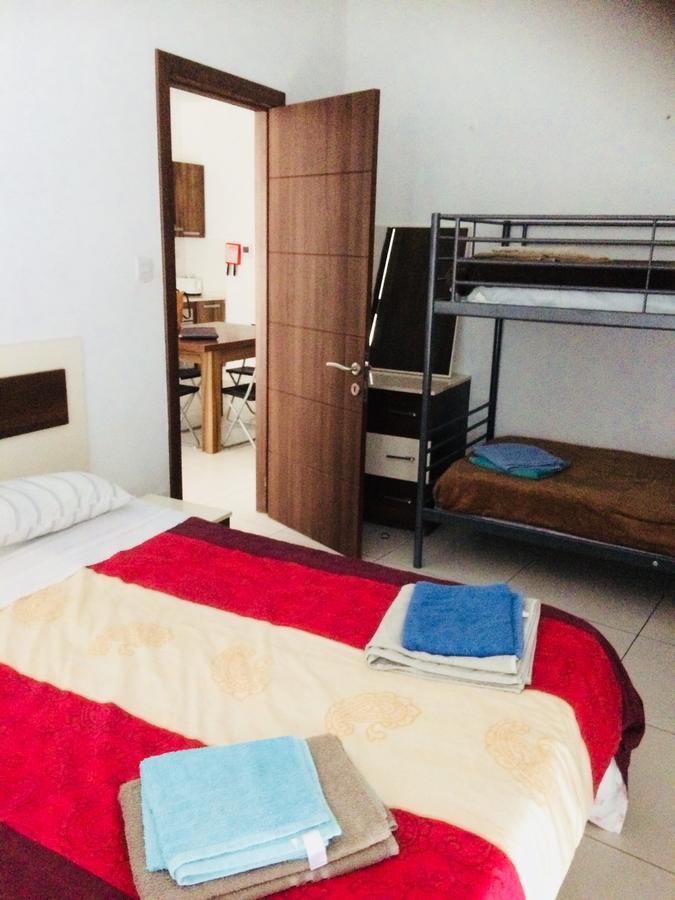 Paceville Montecarlo Apartments Saint Julian's 外观 照片